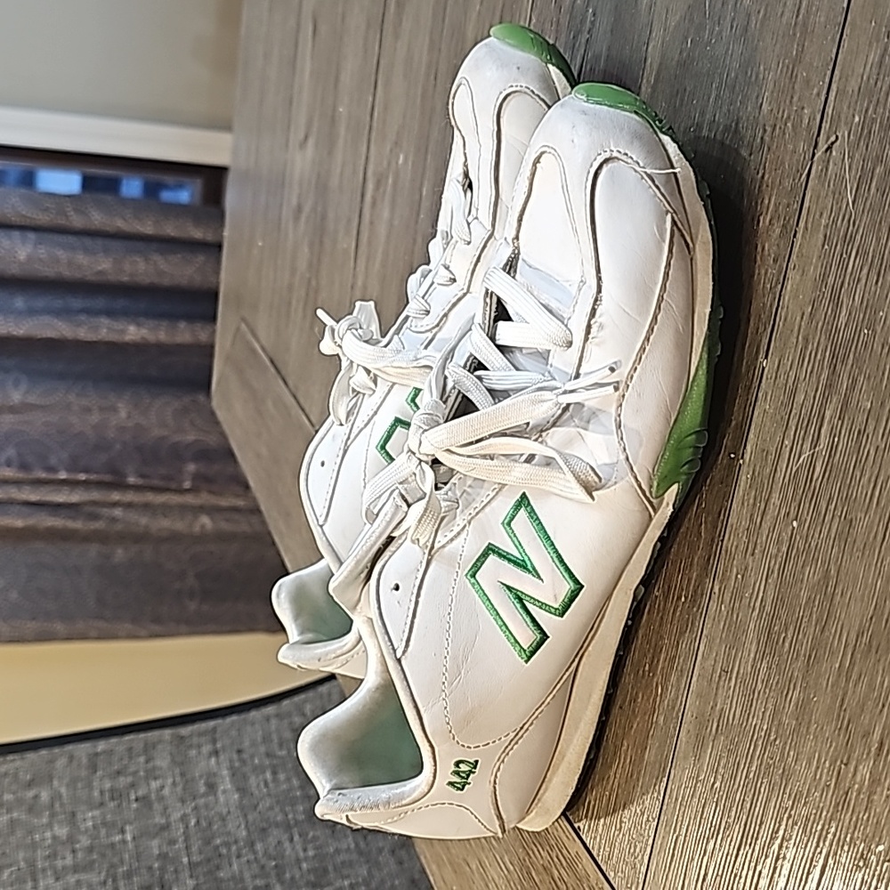 New Balance 442 Women's 10 White & Green